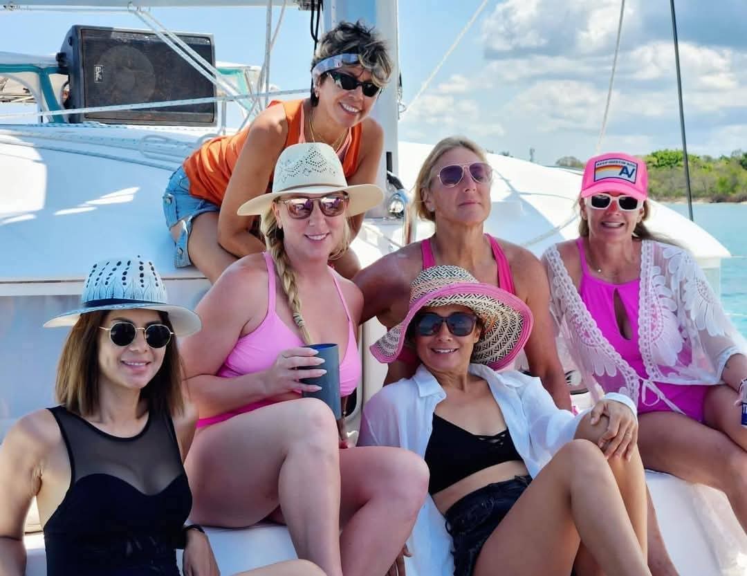 Sailing to Isla Mujeres